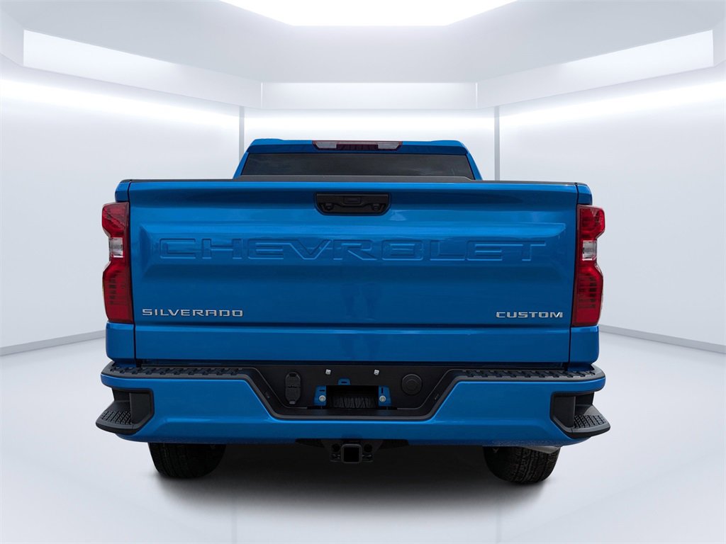 2026 Chevrolet Silverado 1500 Custom photo 3