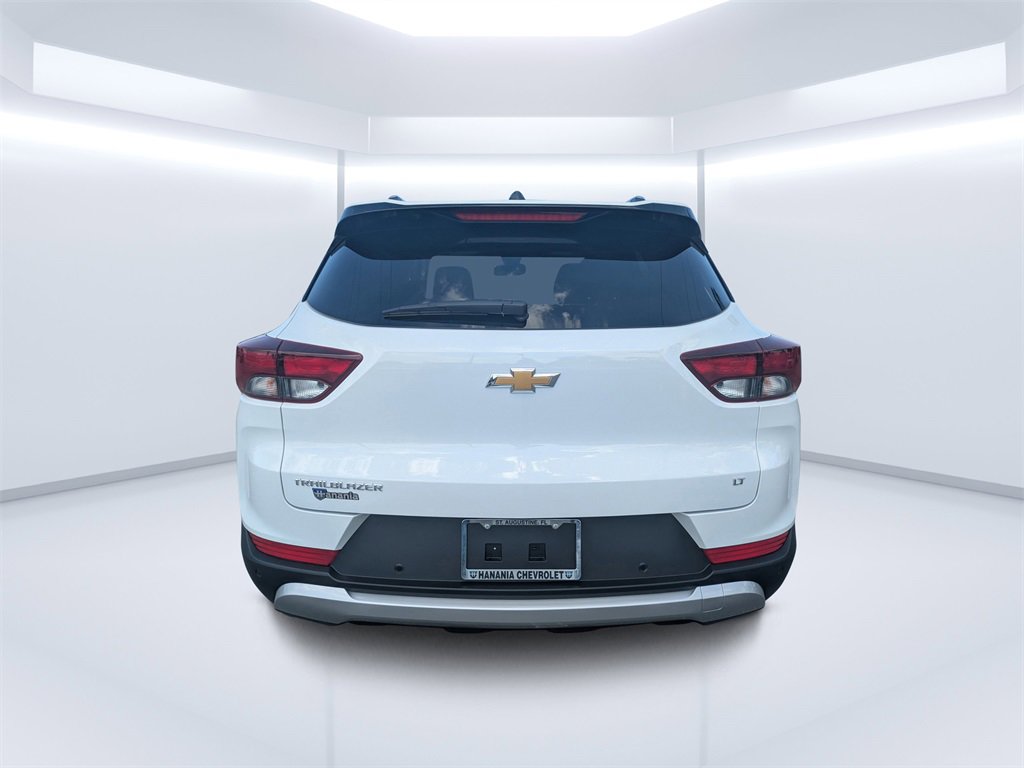 2025 Chevrolet Trailblazer LT photo 4