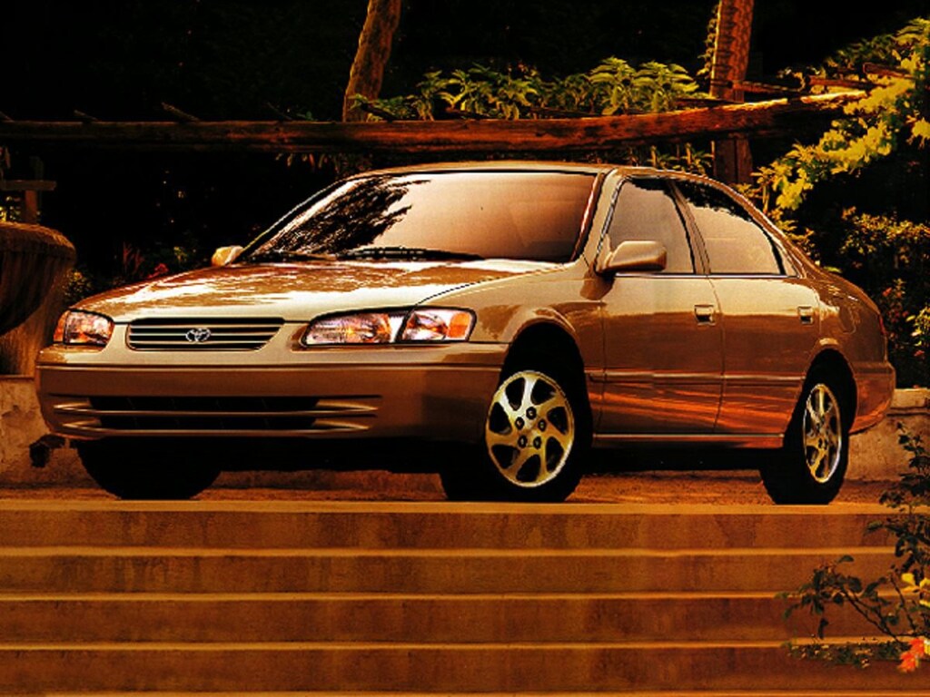 Used 1997 Toyota Camry LE