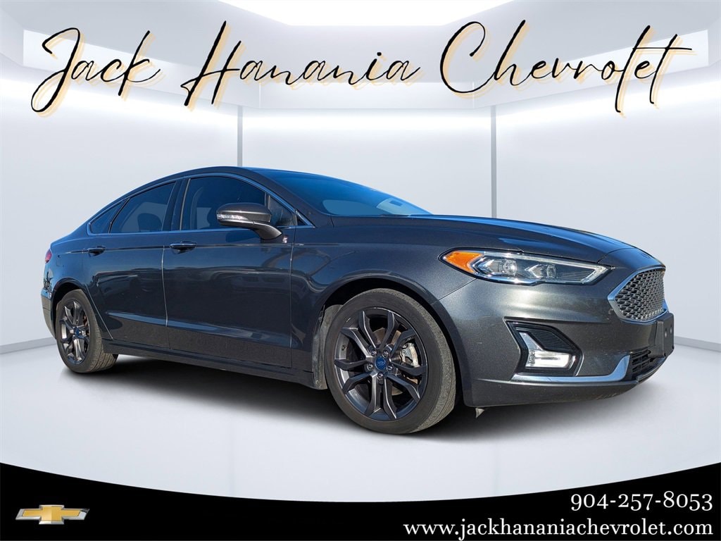 2020 Ford Fusion Hybrid Titanium's photo