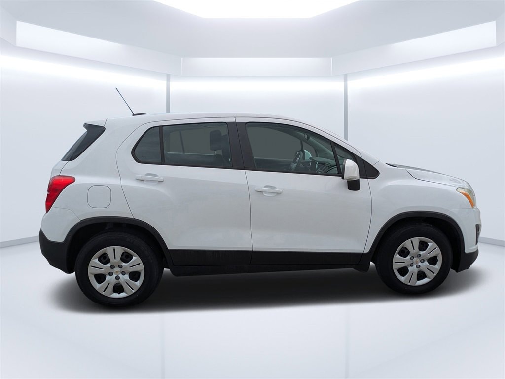 Used 2016 Chevrolet Trax LS with VIN 3GNCJKSB3GL263155 for sale in St. Augustine, FL