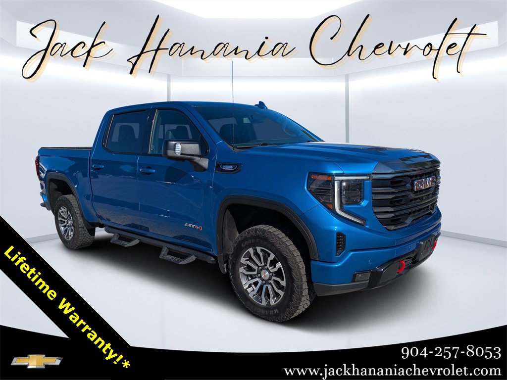 2023 GMC Sierra 1500 AT4's photo