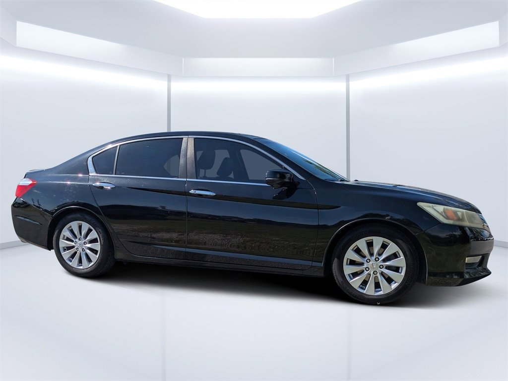 Used 2013 Honda Accord EX-L with VIN 1HGCR2F87DA105616 for sale in Saint Augustine, FL
