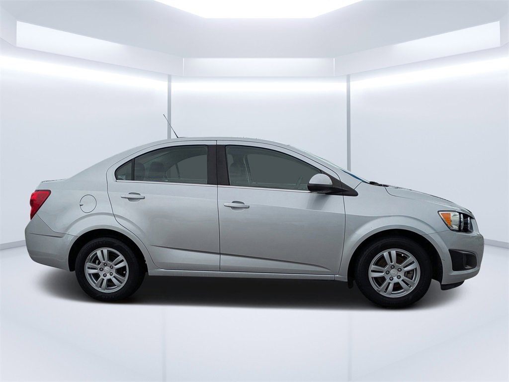 2015 Chevrolet Sonic LT photo 2