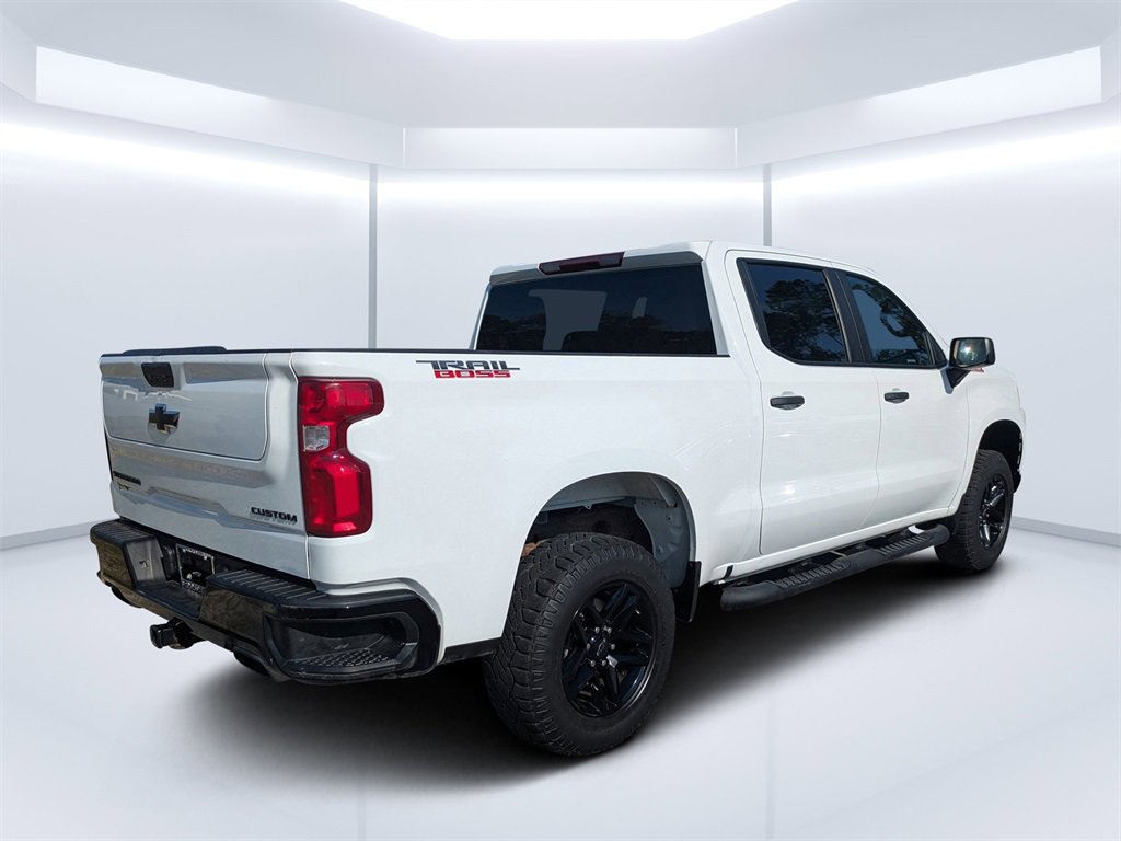 2021 Chevrolet Silverado 1500 Custom Trail Boss photo 3