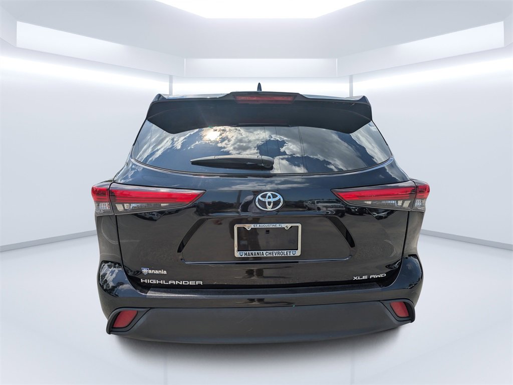 2020 Toyota Highlander XLE photo 4