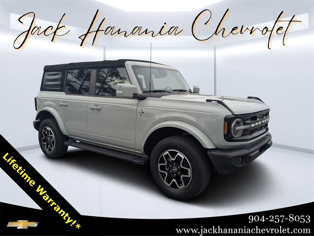 2022 Ford Bronco 4-Door Base's photo