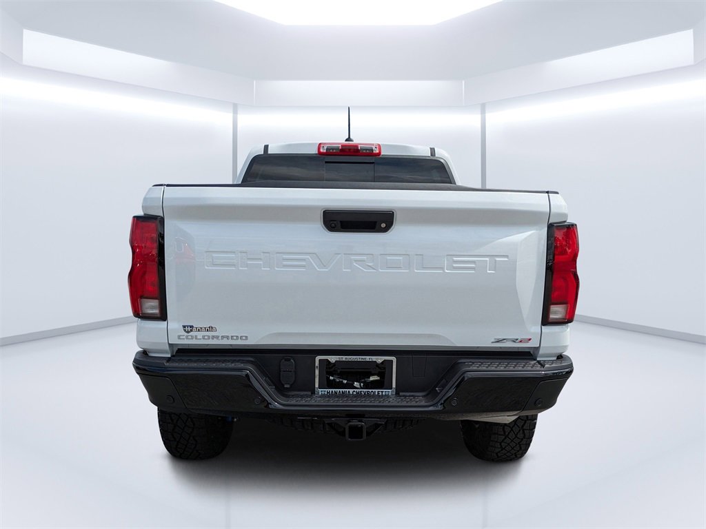 2026 Chevrolet Colorado ZR2 photo 3