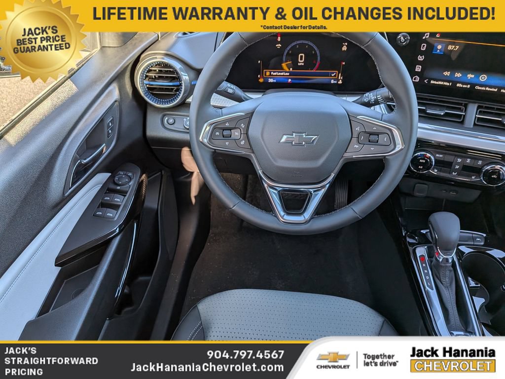 2026 Chevrolet Trax LT - Photo 15