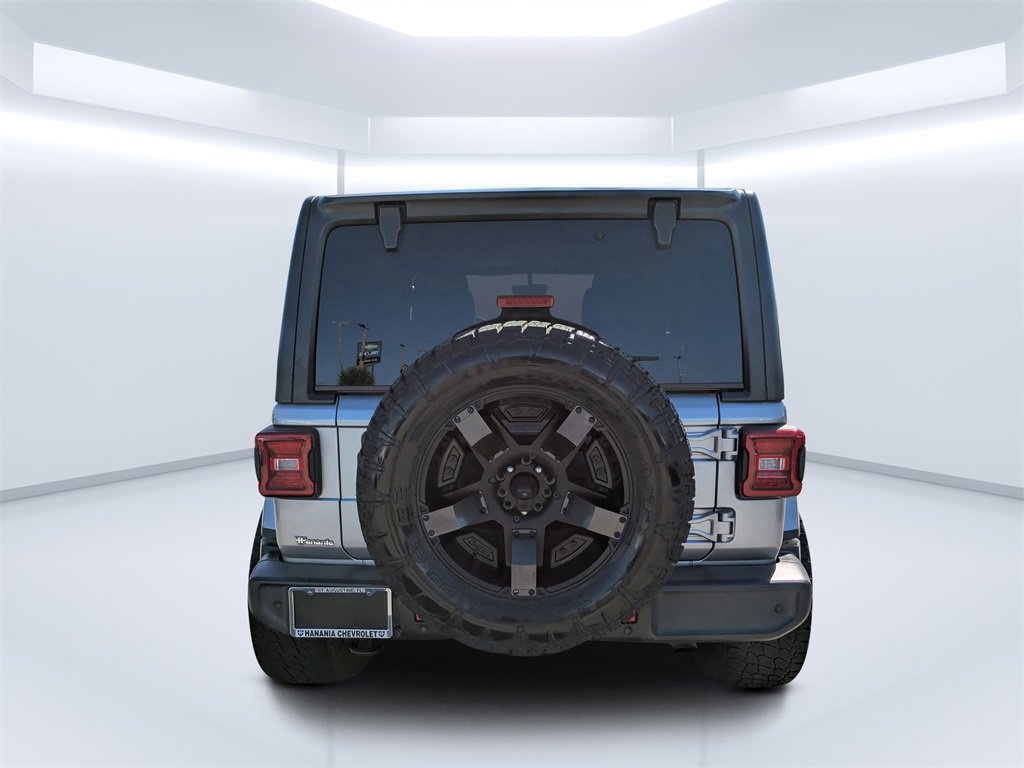 2018 Jeep Wrangler Unlimited Sahara photo 4