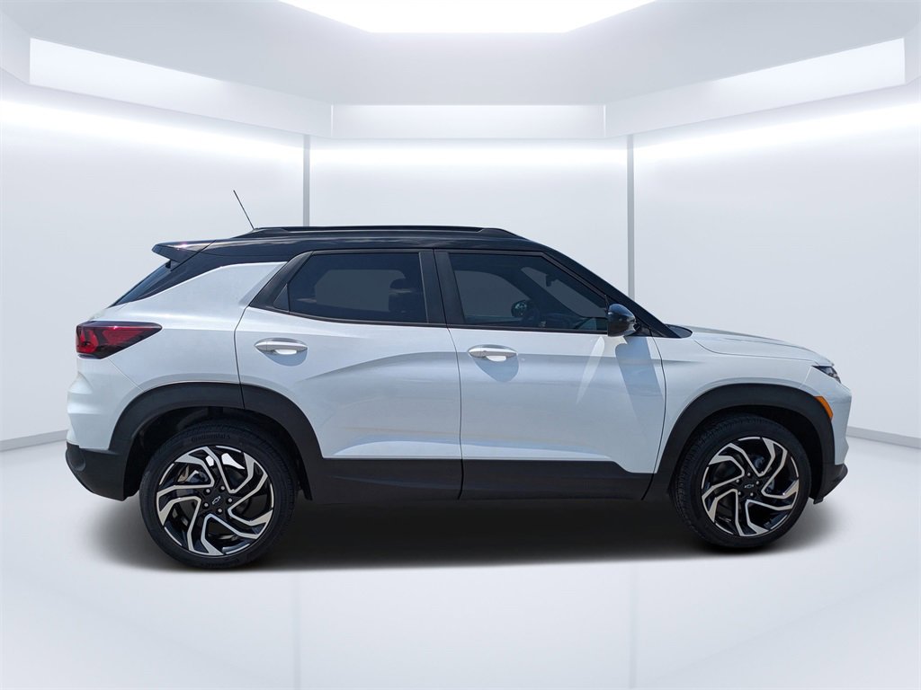2026 Chevrolet Trailblazer RS photo 2