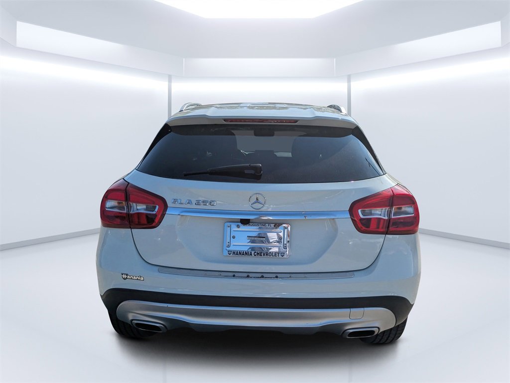 2016 Mercedes Benz GLA 250 photo 3
