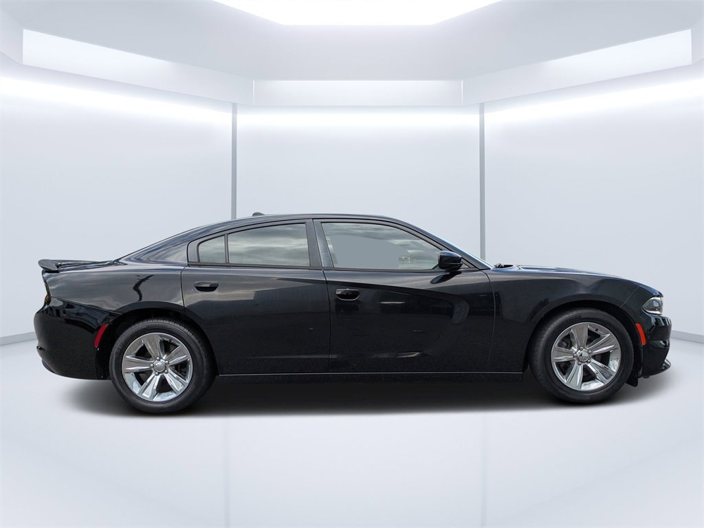 Used 2016 Dodge Charger SXT with VIN 2C3CDXHG2GH196769 for sale in St. Augustine, FL