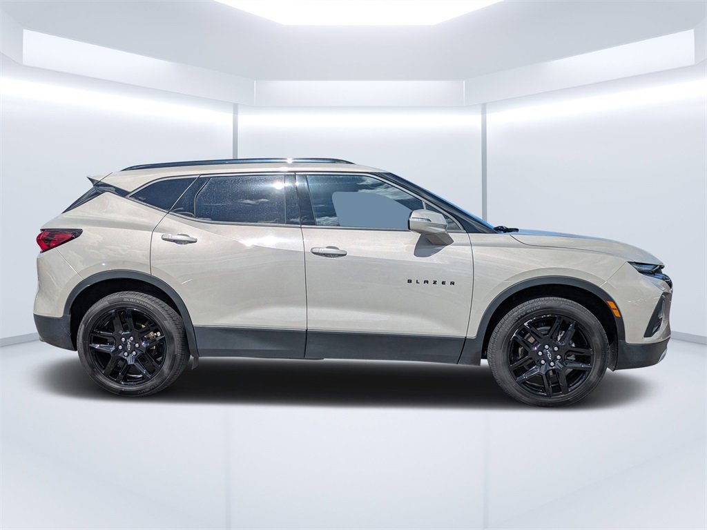 2021 Chevrolet Blazer 3LT photo 2