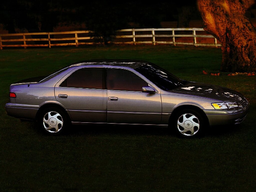 Used 1997 Toyota Camry LE