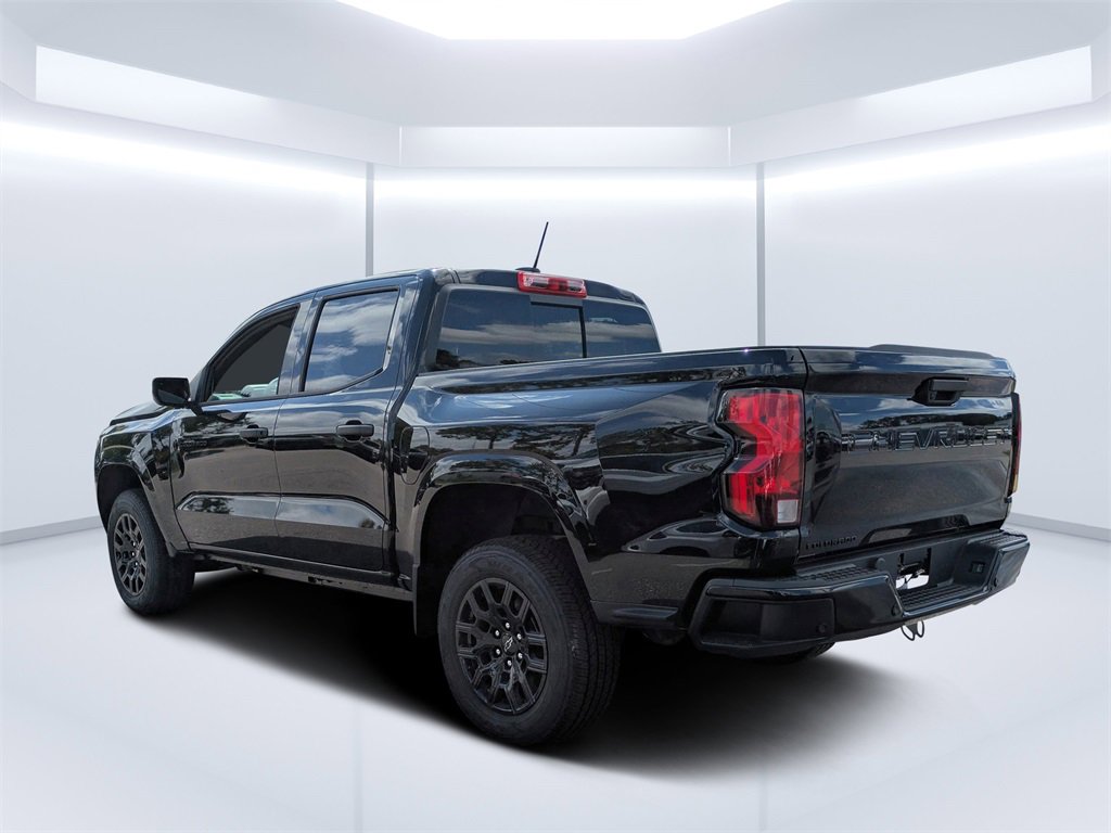2026 Chevrolet Colorado Work Truck photo 2