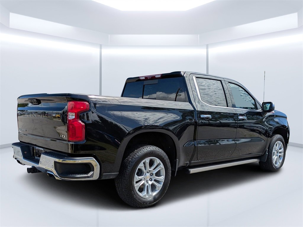 2022 Chevrolet Silverado 1500 photo 3