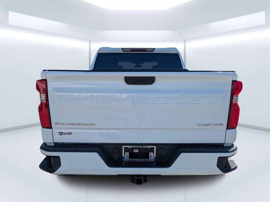 2019 Chevrolet Silverado 1500 Custom photo 3