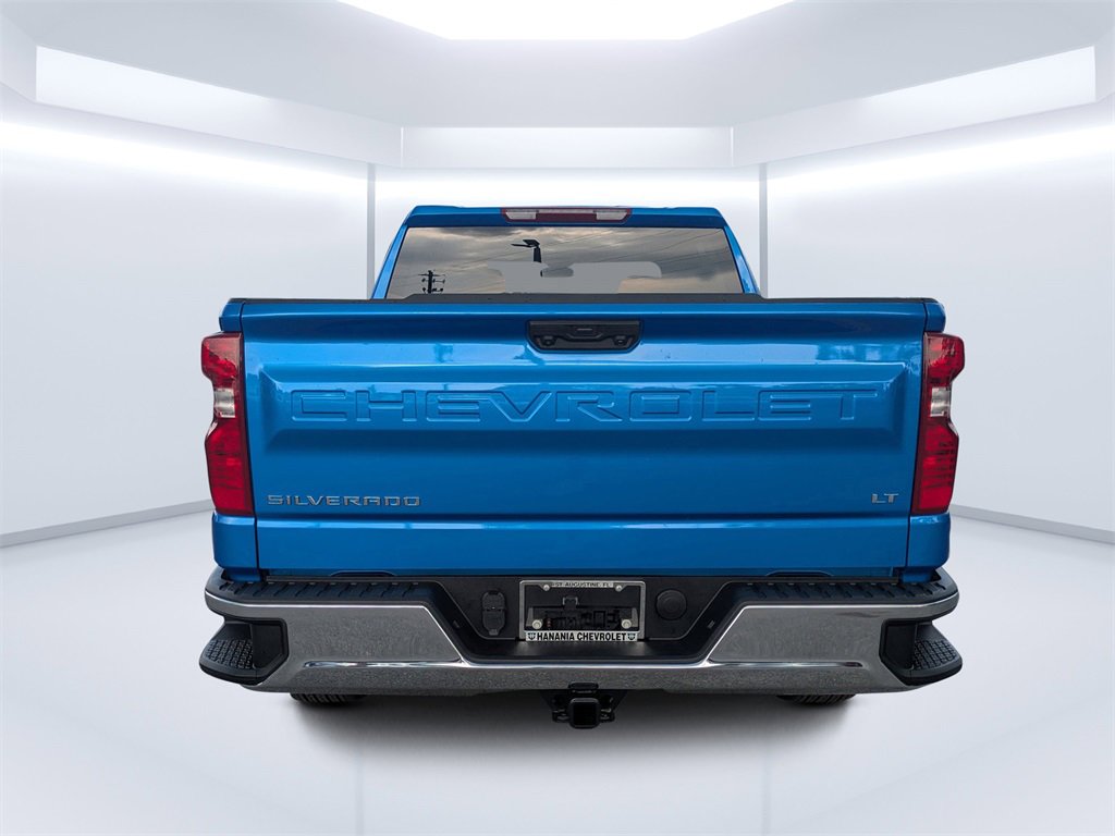 2025 Chevrolet Silverado 1500 LT photo 4