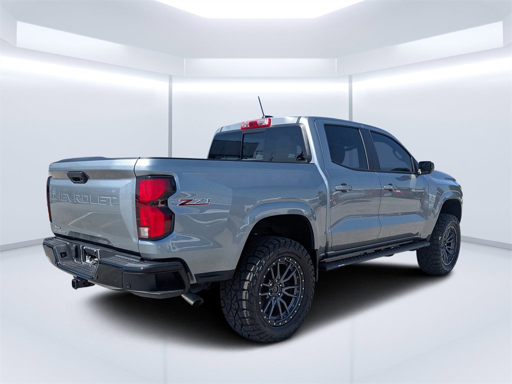 2025 Chevrolet Colorado Z71 photo 3