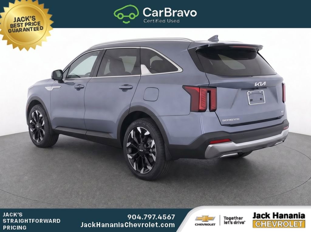 Used 2025 Kia Sorento EX SUV