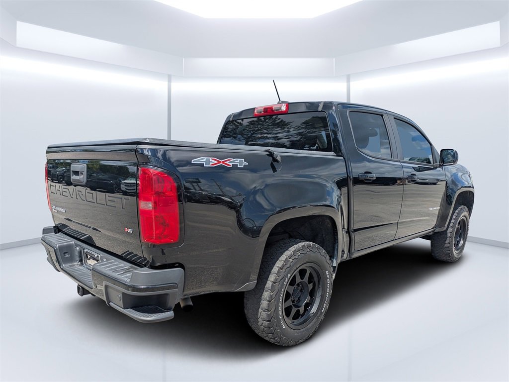 2021 Chevrolet Colorado LT photo 3