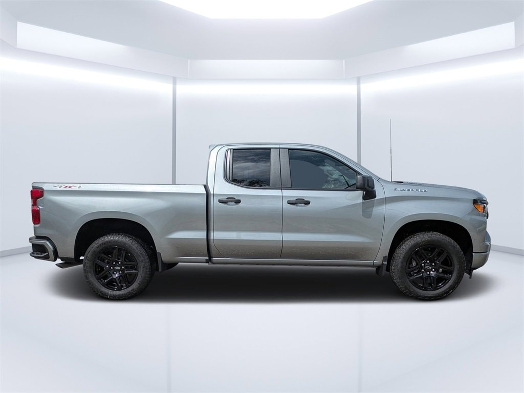 New 2026 Chevrolet Silverado 1500 Custom Truck