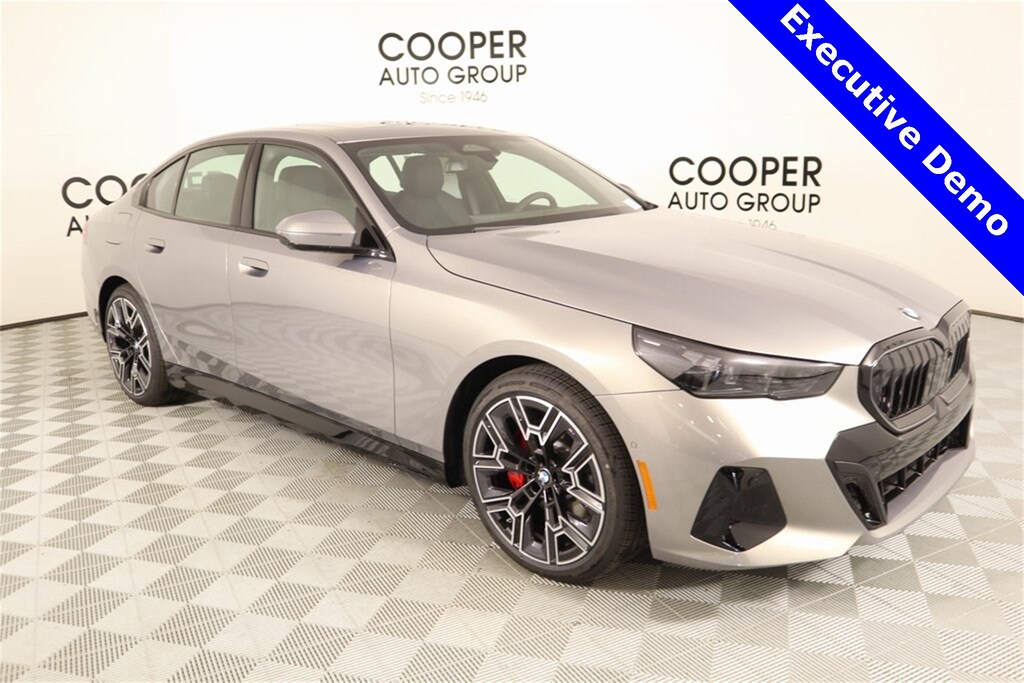 Used 2025 BMW 530i Sedan