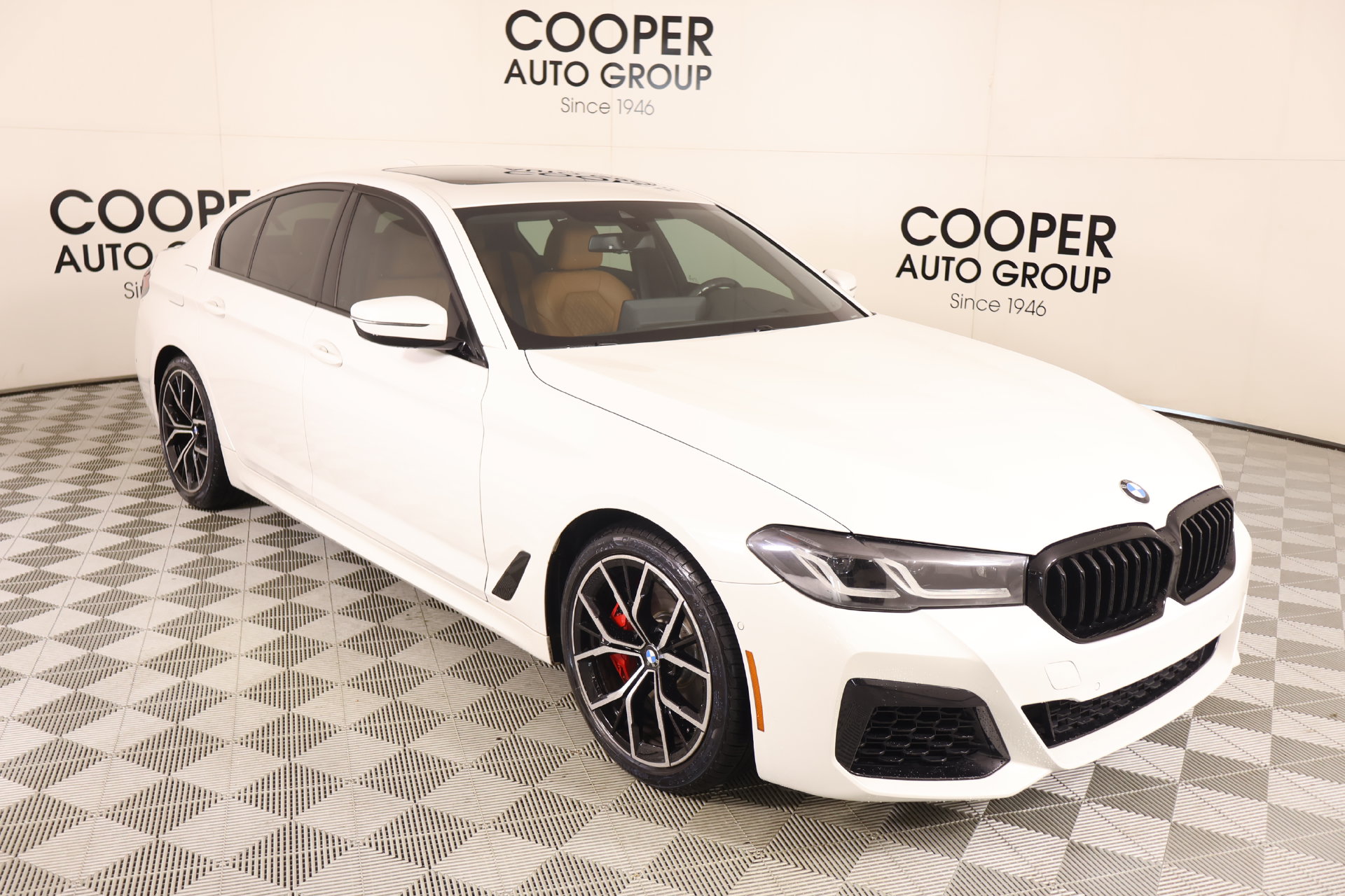  BMW 530i
