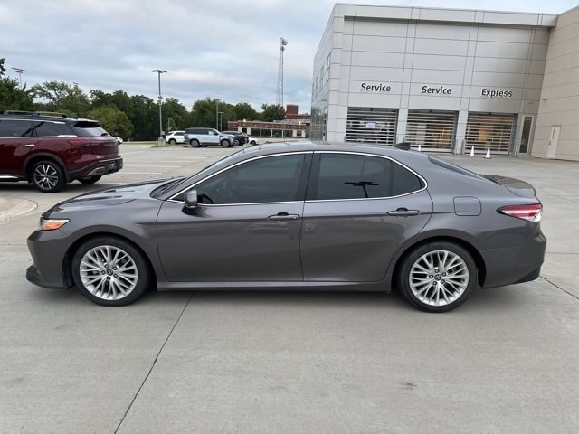 Used 2019 Toyota Camry XLE with VIN 4T1B11HK3KU785171 for sale in Tulsa, OK