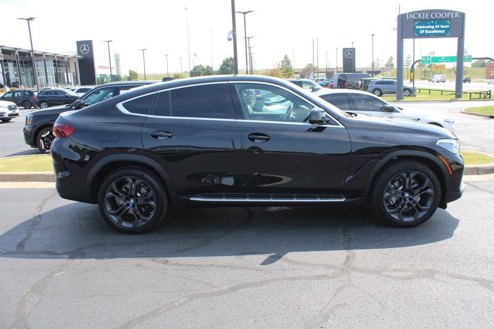 Used 2022 BMW X6 40i with VIN 5UXCY6C01N9J56523 for sale in Tulsa, OK