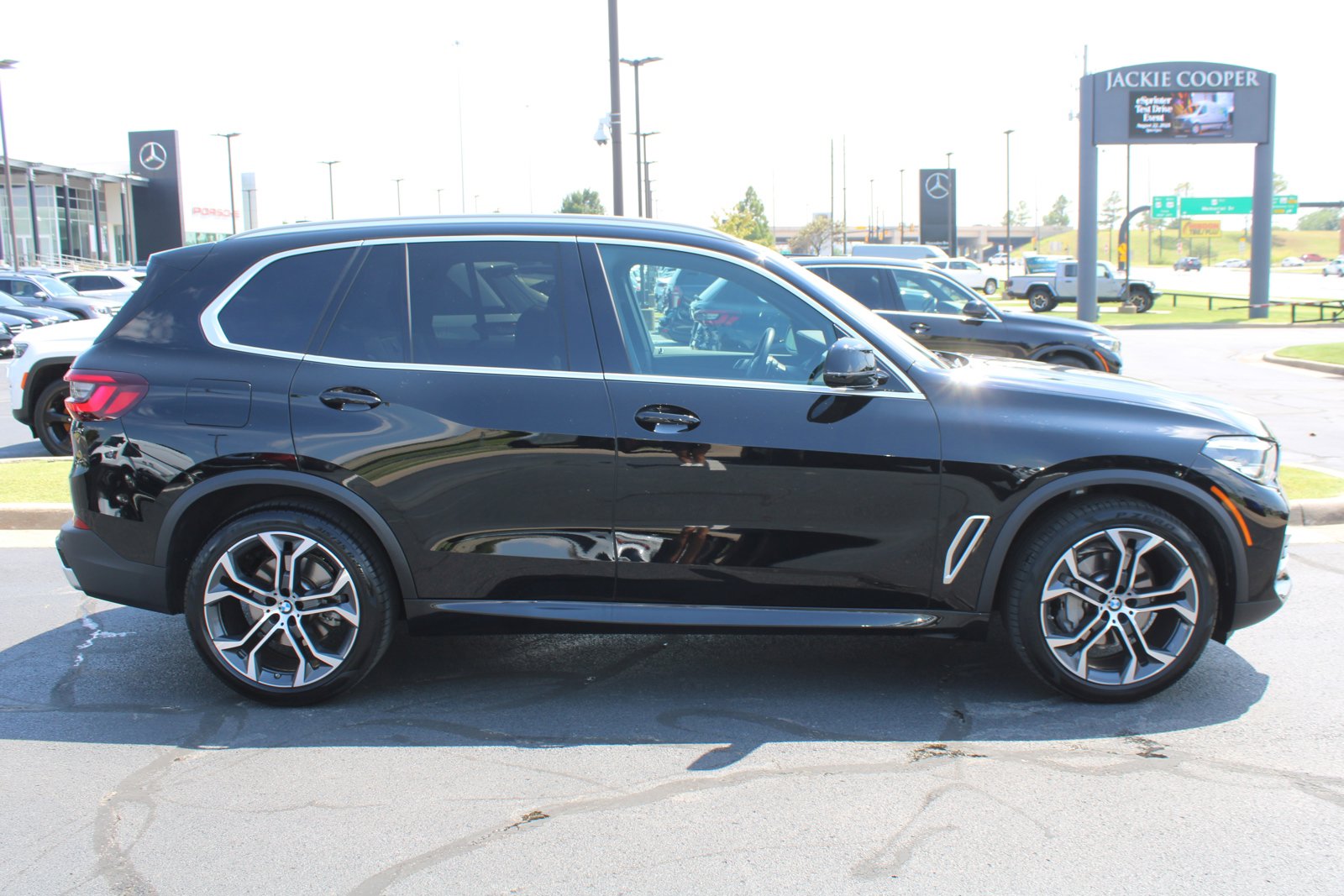 Used 2022 BMW X5 40i with VIN 5UXCR6C00N9N37423 for sale in Tulsa, OK