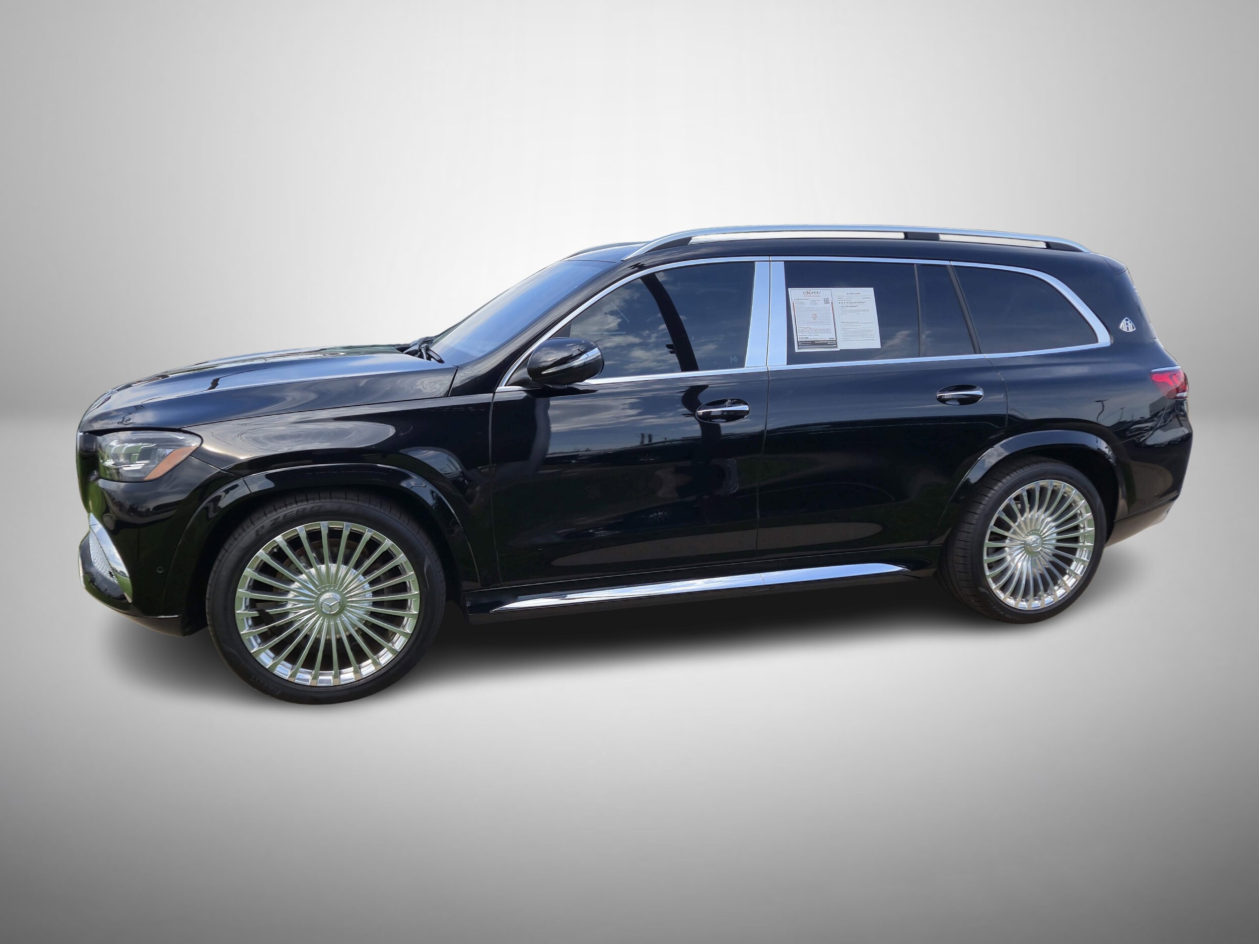 2021 Mercedes Benz GLS Maybach 600 4MATIC photo 2