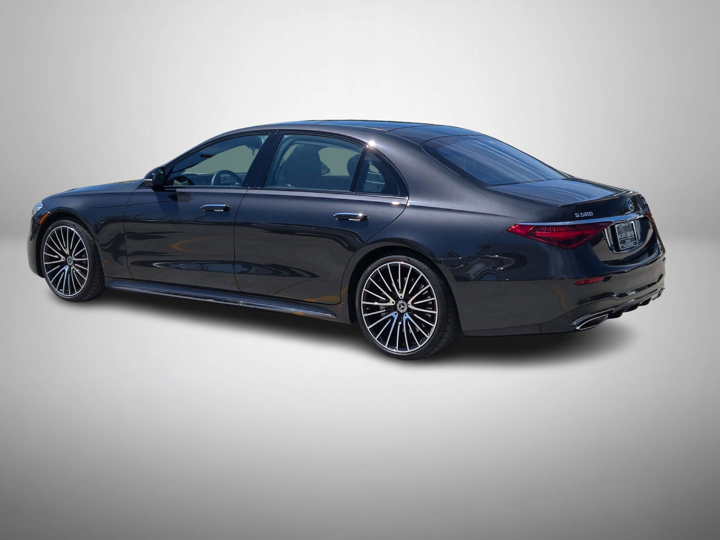 2024 Mercedes Benz S 580 photo 3