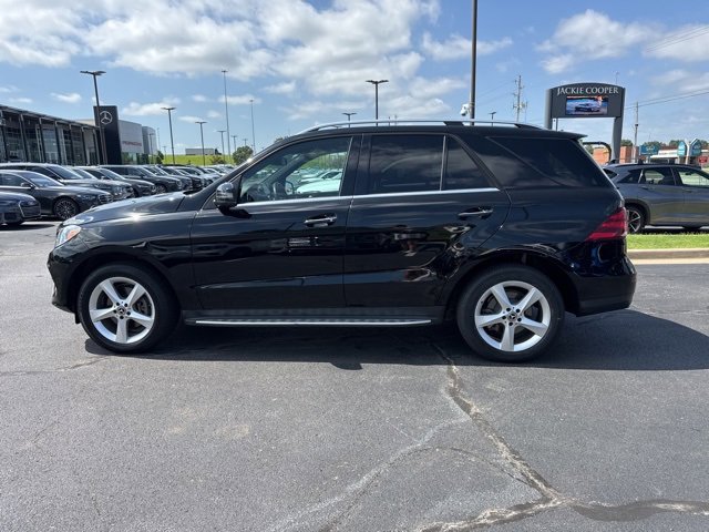 2017 Mercedes Benz GLE 350 4MATIC photo 2