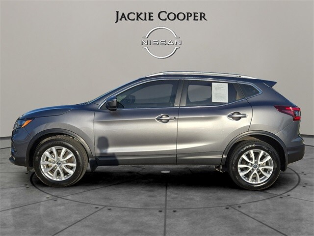 2022 Nissan Rogue Sport SV photo 2