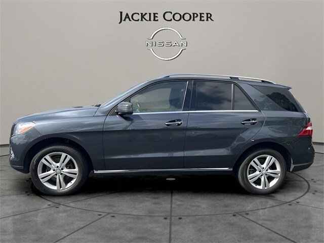 2015 Mercedes Benz ML 350 4MATIC photo 2