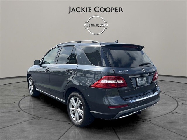 2015 Mercedes Benz ML 350 4MATIC photo 3