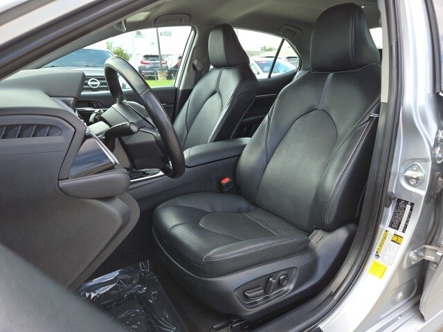 2023 Toyota Camry XLE photo 4