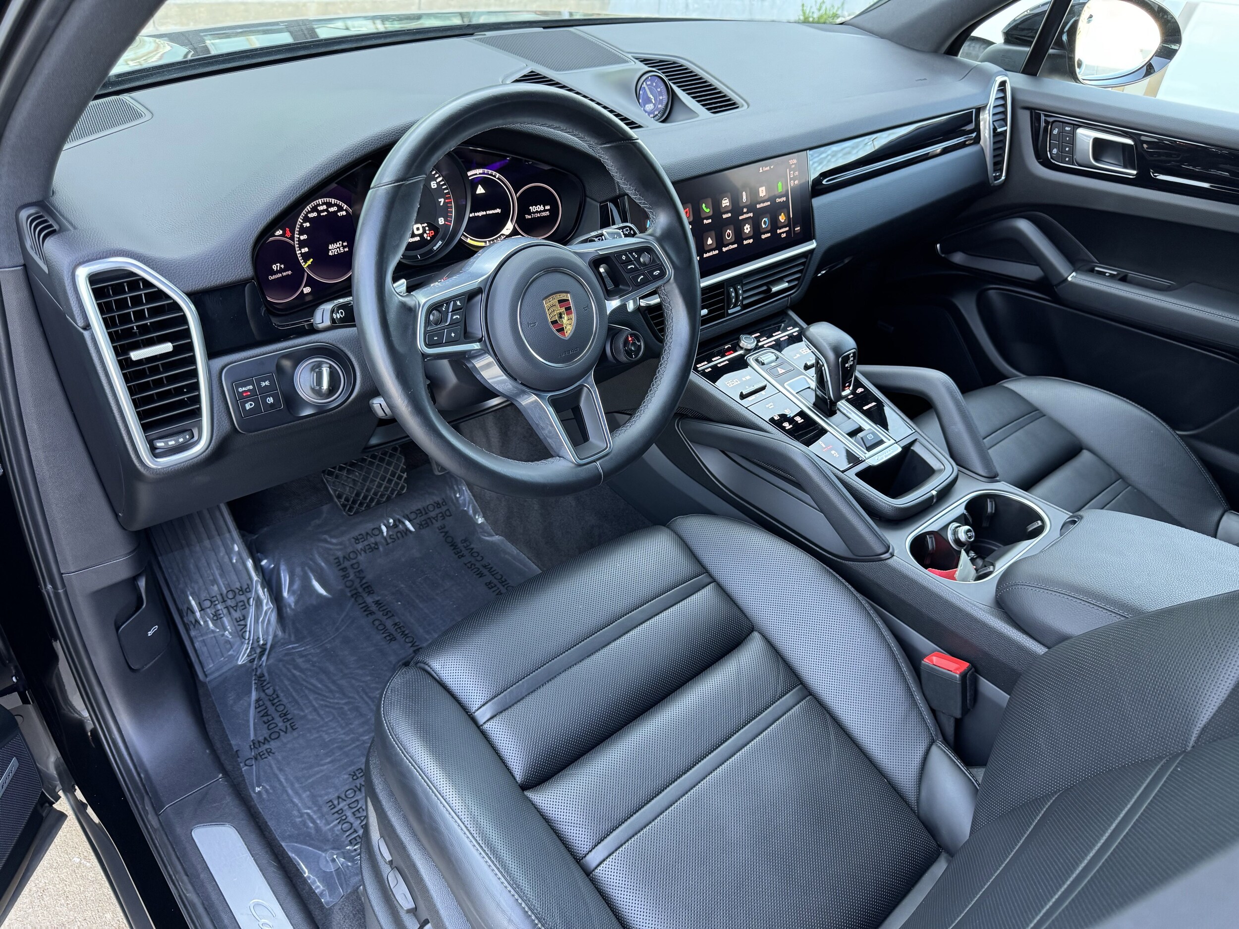 2022 Porsche Cayenne E-Hybrid photo 4