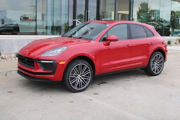 2025 Porsche Macan AWD