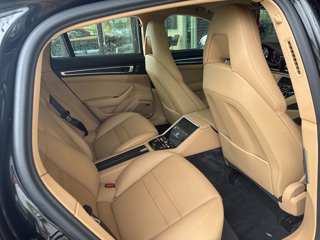 Used 2023 Porsche Panamera 4 Platinum Edition 4 Platinum Edition AWD