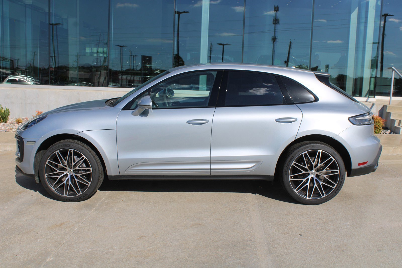 Certified 2023 Porsche Macan Base with VIN WP1AA2A59PLB17431 for sale in Tulsa, OK