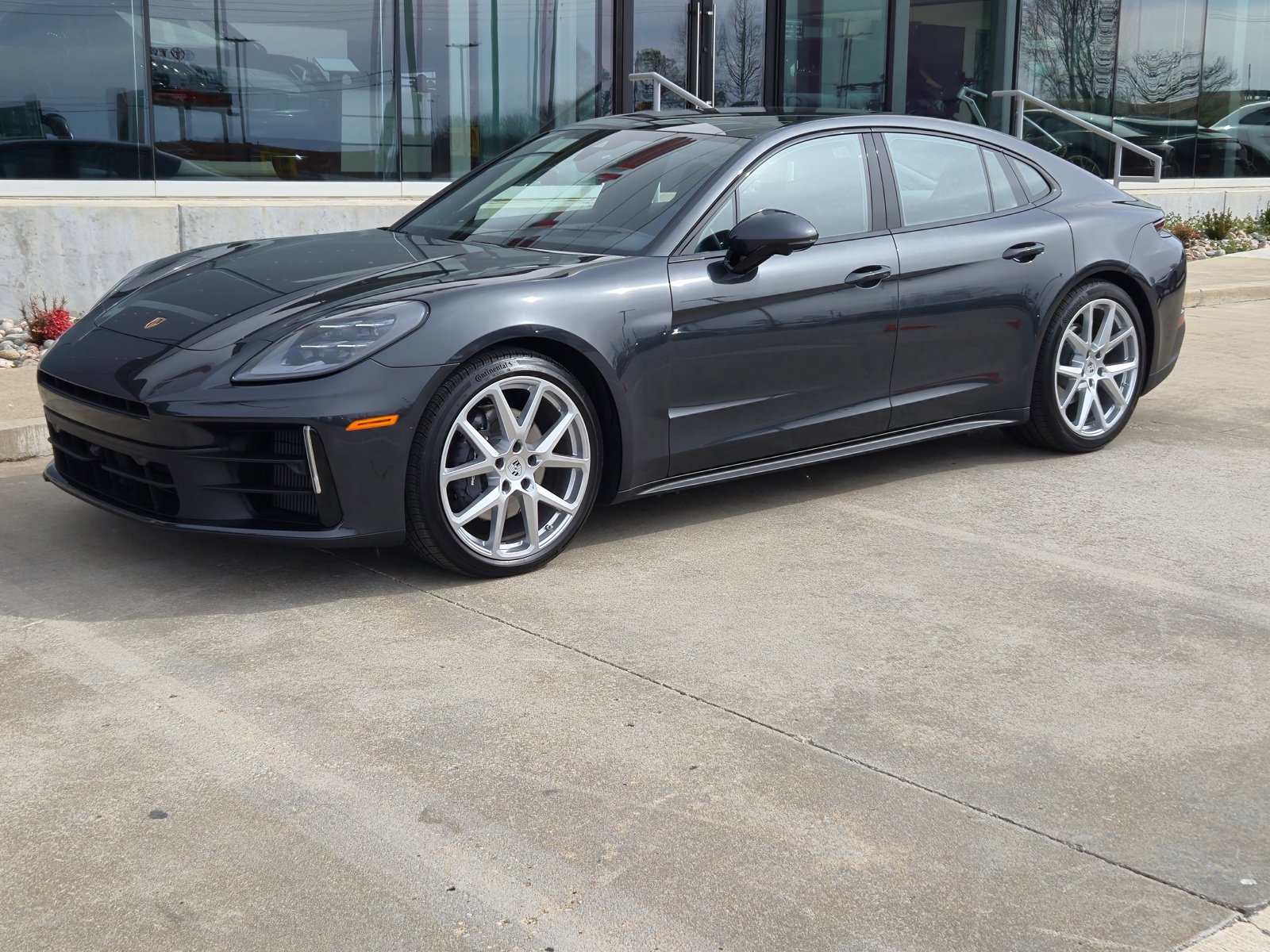 2024 Porsche Panamera 4 AWD 