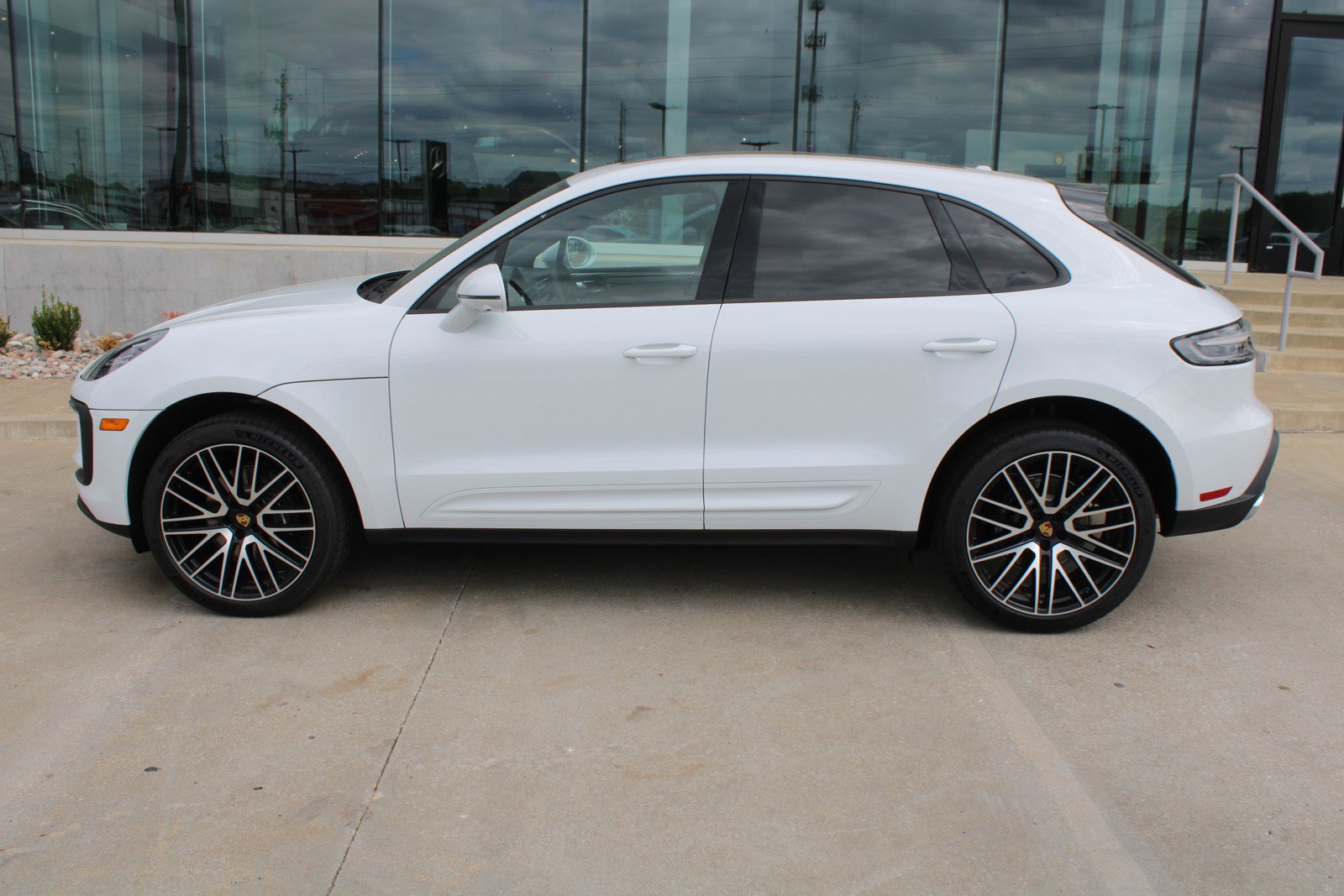 Certified 2025 Porsche Macan Base with VIN WP1AA2A53SLB00262 for sale in Tulsa, OK
