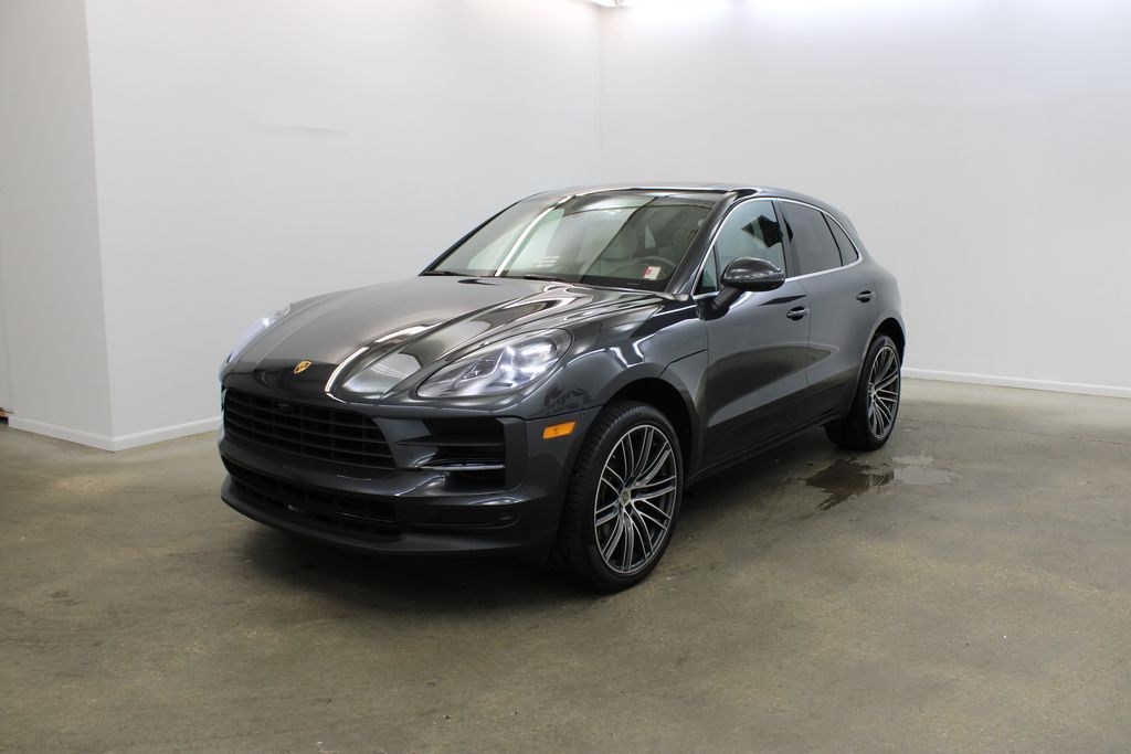 2021 Porsche Macan S photo 2