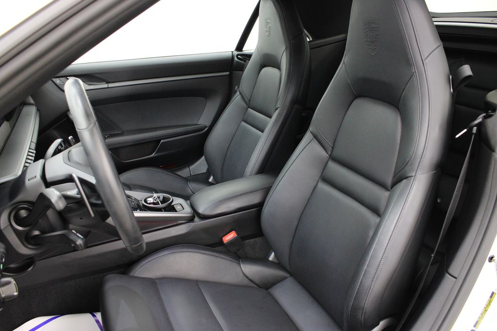 2024 Porsche 911 S photo 4