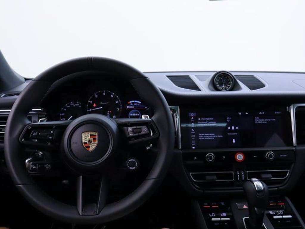 Used 2025 Porsche Macan T SUV