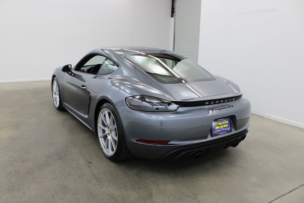 2025 Porsche Cayman GTS 4.0 photo 3