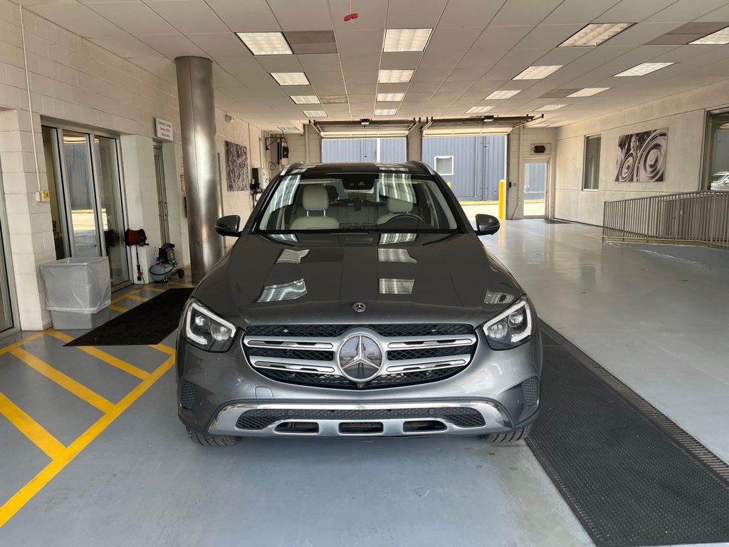 2020 Mercedes-Benz GLC GLC300's photo